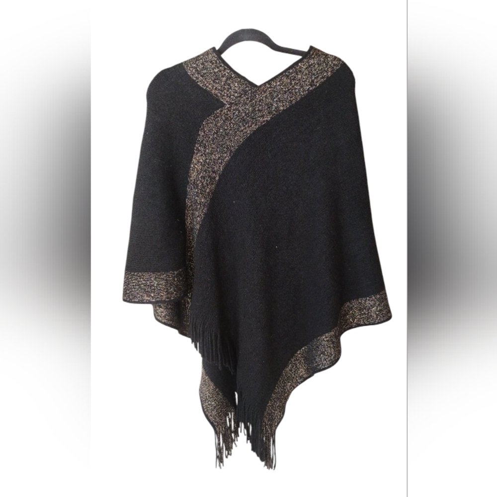 Steve Madden Black W Gold Bronze Strip And Fringe Bottom Poncho One Size